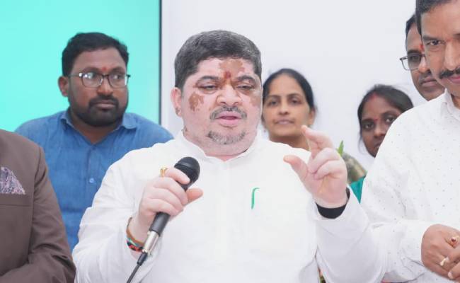 ponnam Prabhakar